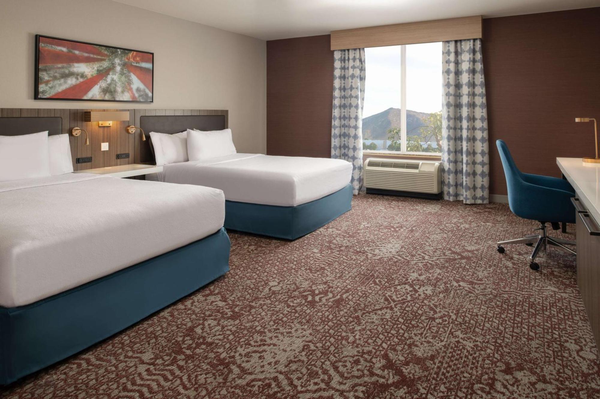 Hilton Garden Inn Фонтана Экстерьер фото