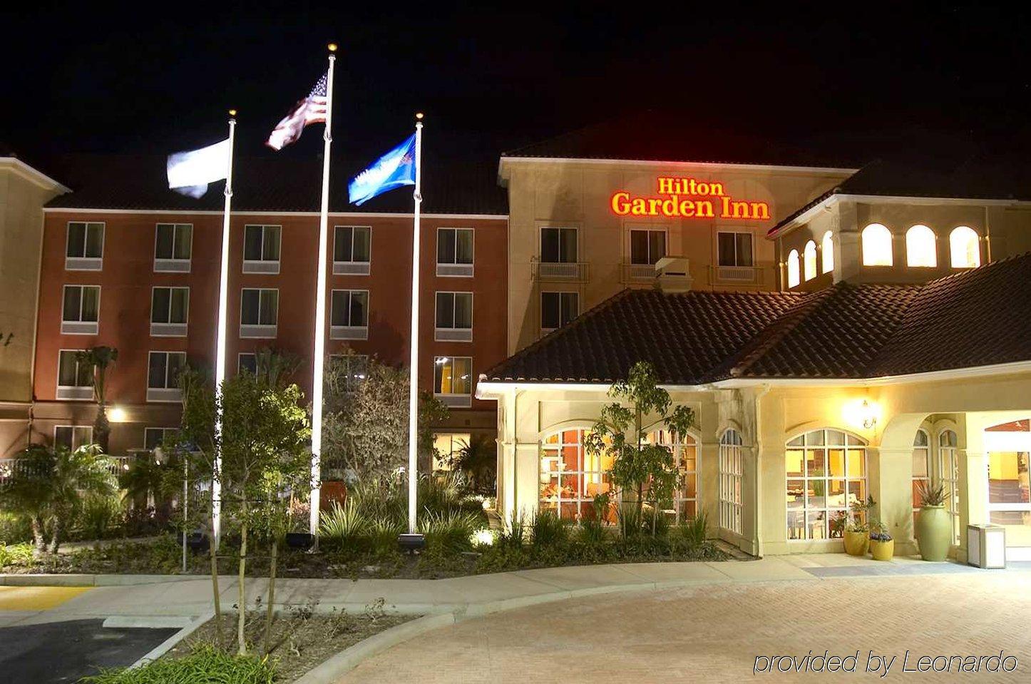 Hilton Garden Inn Фонтана Экстерьер фото